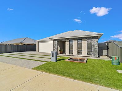18 Goldwyer Way, Ravenswood WA 6208