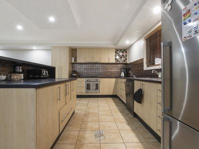 5 O'Neil Court, Millars Well WA 6714
