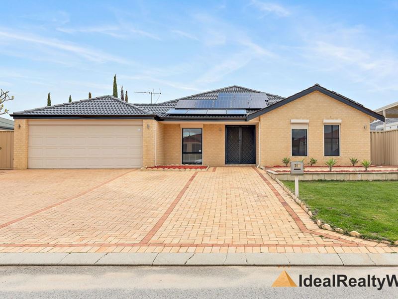 31 Coulthard Crescent, Canning Vale WA 6155