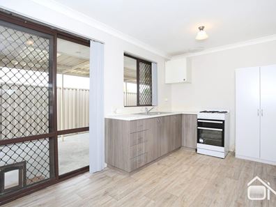 114 Strawberry Drive, Seville Grove WA 6112