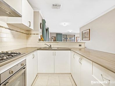 2/31 Lakey Street, Southern River WA 6110