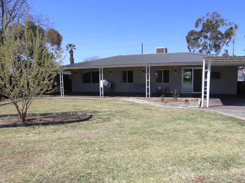 36 Sturt Pea Crescent, Kambalda West WA 6442