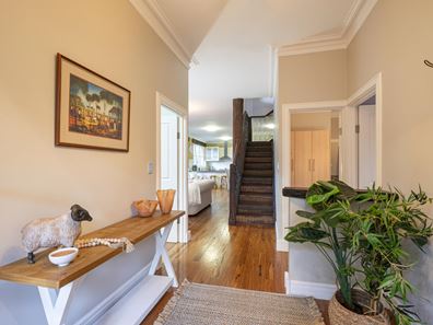 77 Marron Rise, Yallingup WA 6282