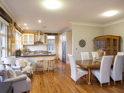 77 Marron Rise, Yallingup WA 6282