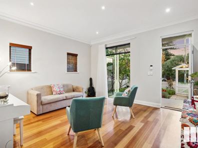 27 Vista Street, Kensington WA 6151