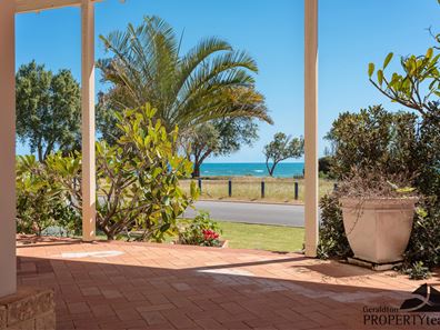 112 Kempton Street, Bluff Point WA 6530