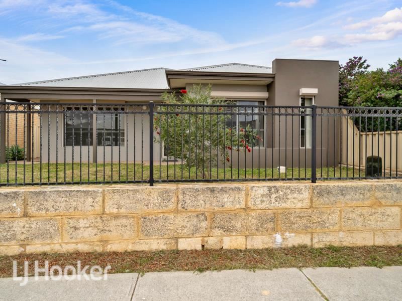 10 Roosky Approach, Ridgewood WA 6030
