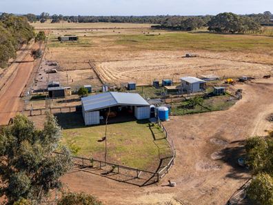 33 Wealand Road, Waroona WA 6215