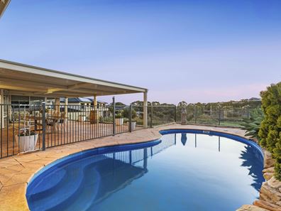 21 Harbour Town Heights, Connolly WA 6027