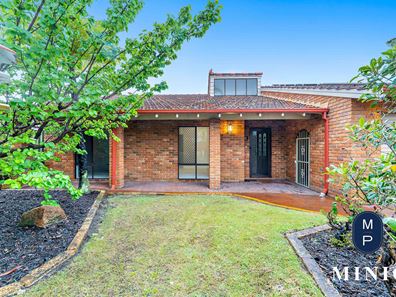 6 Warman Court, Leeming WA 6149