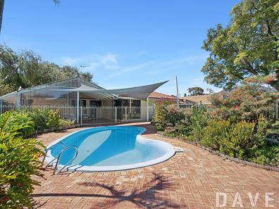 16 Edna Way, Duncraig WA 6023