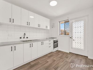 17/83 Phoenix Road, Spearwood WA 6163
