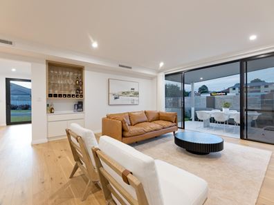 29 Challenger Place, Melville WA 6156