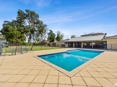 33 Bradshaw Road, Byford WA 6122