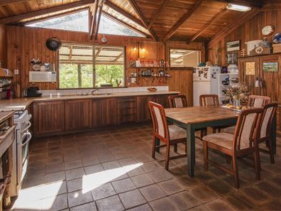 4 Rickett Road, Cowaramup WA 6284