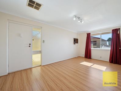 4B Griffiths Street, Kelmscott WA 6111