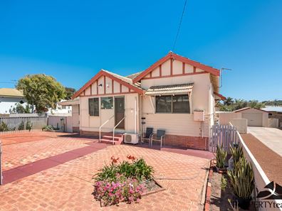 22 Shenton Street, Geraldton WA 6530