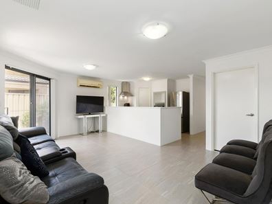 9C Friar Road, Armadale WA 6112
