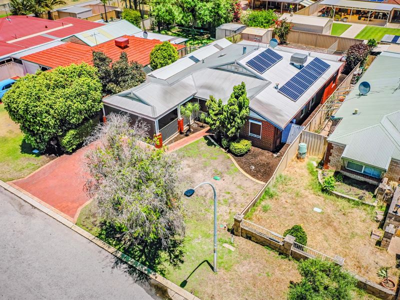 75 Flowerwood Way, Huntingdale WA 6110