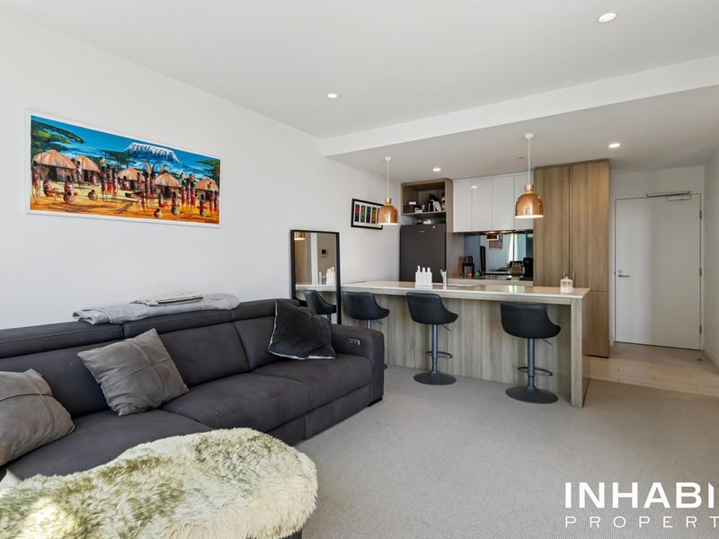 603/8 Tassels Place, Innaloo WA 6018