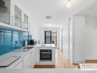 7/14 Stewart Street, Scarborough WA 6019