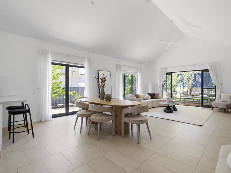 32 Mimosa Avenue, Mount Claremont