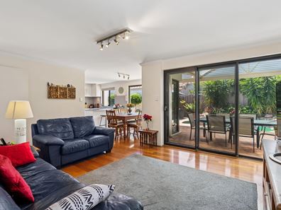 17 Kareela Court, Duncraig WA 6023