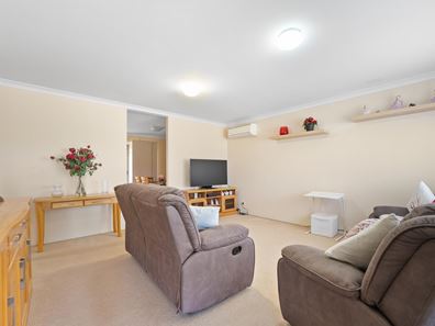 4/12 Mcnicholl Street, Rockingham WA 6168