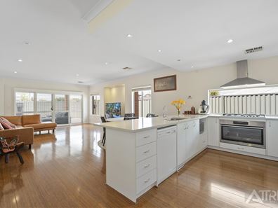1 Mayor Street, Harrisdale WA 6112