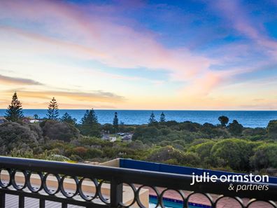 7 Kinsale Drive, Mindarie WA 6030