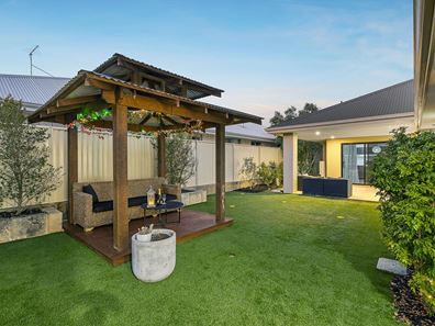 11 Burleigh Drive, Burns Beach WA 6028
