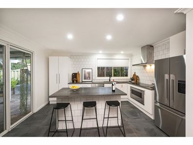 2/16 Acacia Close, Dunsborough WA 6281
