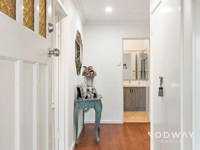 1A Derry Avenue, Mount Nasura WA 6112