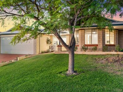 21 Denfield Rise, Carramar WA 6031