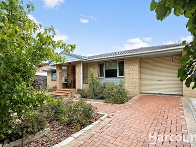 22 Sievewright Street, Silver Sands WA 6210