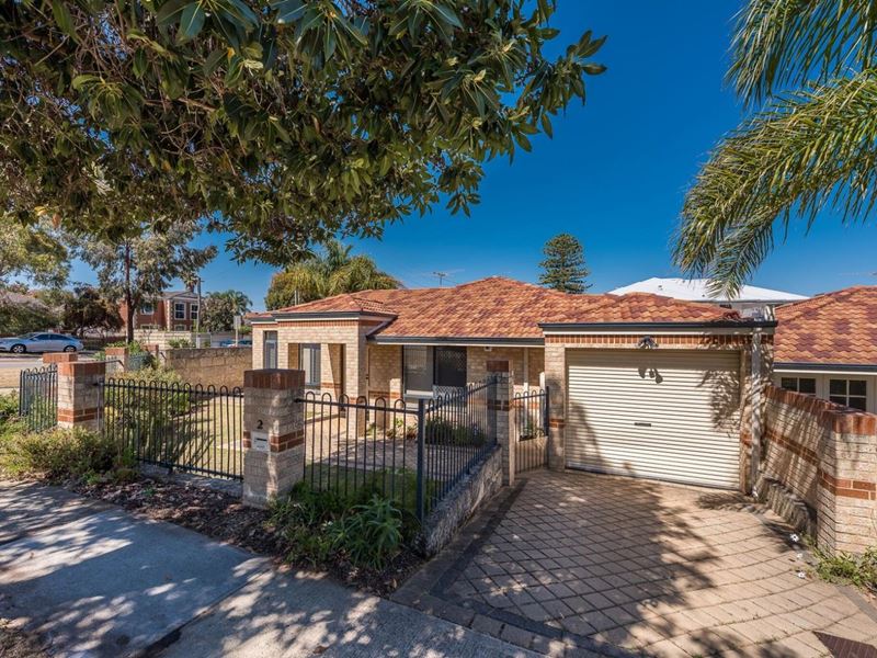 2 Bates Road, Innaloo WA 6018