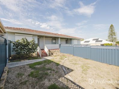 54B Hainsworth Avenue, Girrawheen WA 6064