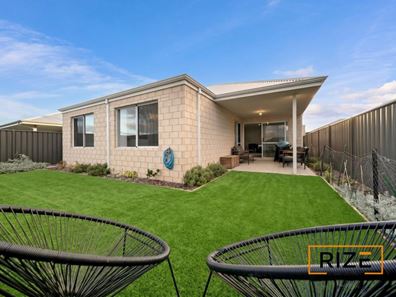62 Forever Boulevard, Banksia Grove WA 6031