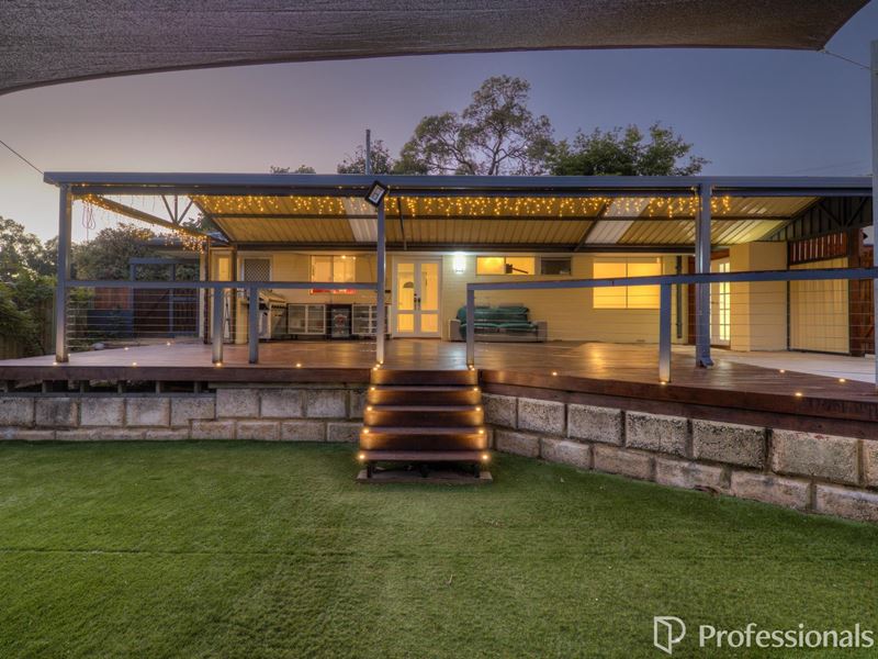 2 Fletcher Road, Lesmurdie