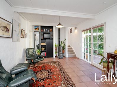 12 Warri Road, City Beach WA 6015