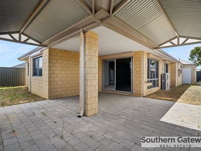 9 Arbon Street, Wellard WA 6170