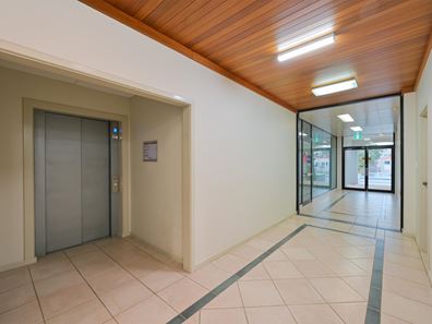 573 Canning Highway, Alfred Cove WA 6154