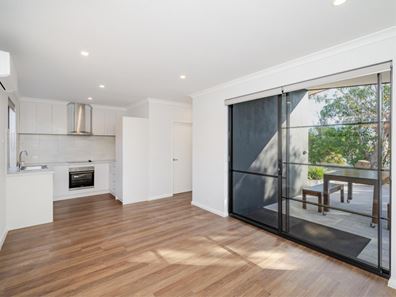 4A Perry Place, Quinns Rocks WA 6030
