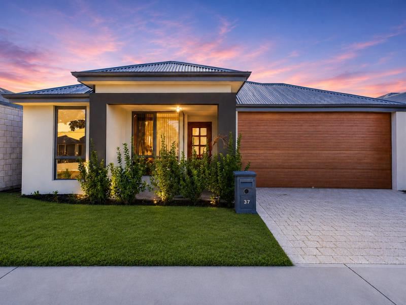 37 Stringybark Loop, Coodanup WA 6210