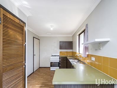 9 Rushbrook Way, Thornlie WA 6108
