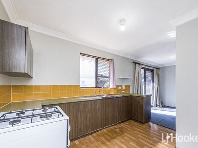 9 Rushbrook Way, Thornlie WA 6108