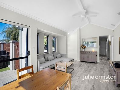 37A Geneff Street, Innaloo WA 6018
