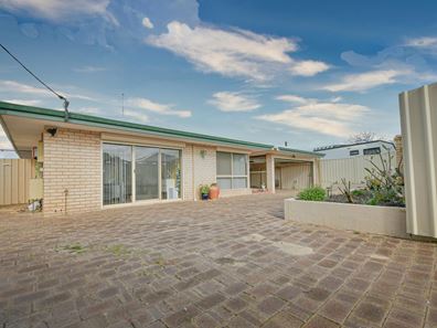 6 Barramundi Street, Golden Bay WA 6174