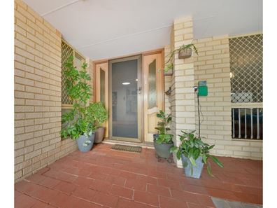 6 Barramundi Street, Golden Bay WA 6174