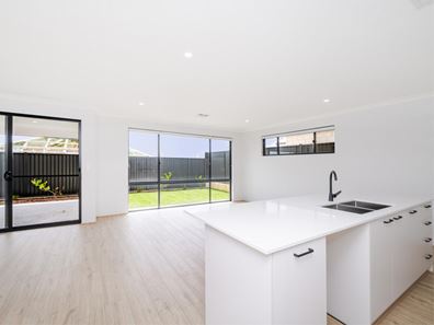 26 Amalfi Avenue, Mindarie WA 6030